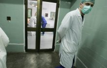 На Житомирщине у госпитализированных супругов экспресс-тест коронавирус не обнаружил