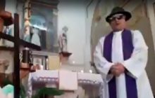 В Італії священик забув вимкнути фільтри під час онлайн-служби (відео)