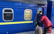 Спецпоезд сообщением Москва-Киев отправился в украинскую столицу (фото, видео)