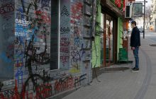 Карантин в Украине: ритейлеры просят разрешить работу магазинов, имеющих отдельный вход с улицы