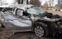 На Кировоградщине пьяный полицейский врезался в дерево: погибла 19-летняя пассажирка