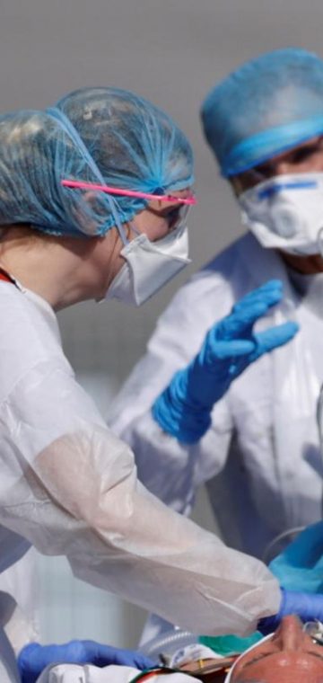 Врачи Италии для BBC: