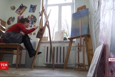 Солнечная художница: как картины девочки с синдромом Дауна "оживают" на платках