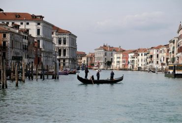 Стало известно, когда Венеция начнет брать с туристов плату за вход в город