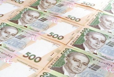 Держборг України невпинно росте і вже перевищив 5,5 трильйона гривень: ризики посилились