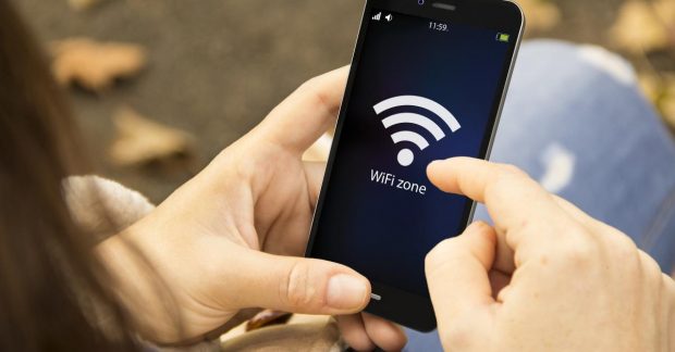Власти Киева обратились к интернет-провайдерам о подключении к Wi-Fi убежищ города