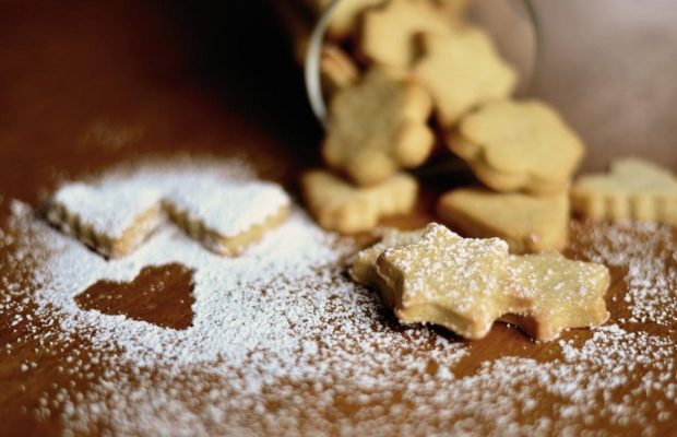 Ніжне домашнє печиво: як приготувати ласощі до чаю