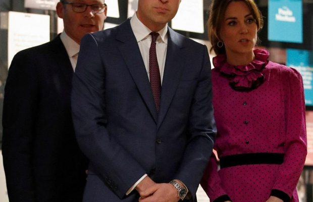 В сукні кольору фуксії: Кейт Міддлтон і принц Вільям сходили на вечірній прийом (фоторепортаж)