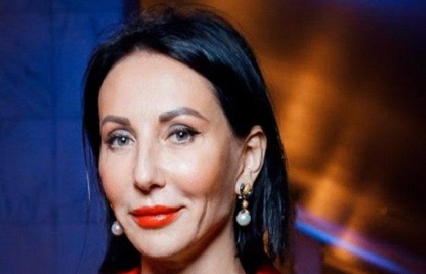 "Скоро перестанемо впізнавати": 51-річна Аліка Смєхова налякала своїм обличчям (фото)