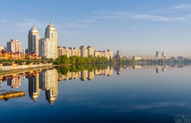 У Києві з'явиться новий туристичний маршрут з пішохідним мостом навколо Оболонскої затоки