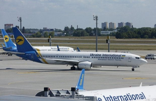 У МАУ розповіли, які рейси скасують через коронавірус