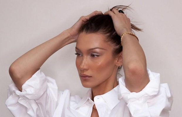 "Дай мені щось солодке": супермодель Белла Хадід оголила груди і розстебнула ширинку