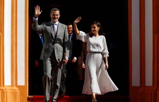 Коронавірус дістався іспанських монархів: королева Летиція і король Філіп VI поміщені на карантин