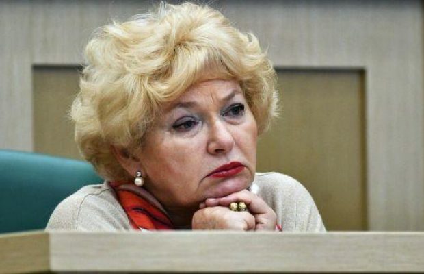 Матір Ксенії Собчак госпіталізована з підозрою на коронавірус