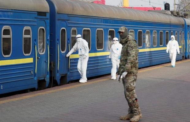 Сьогодні в Україні відновили рух пасажирських поїздів (відео)