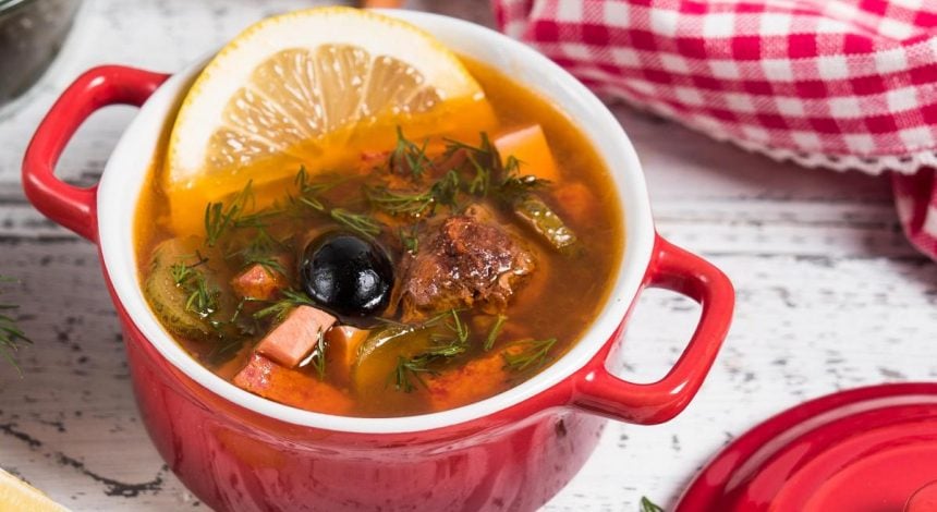 Збірна солянка: найкращі рецепти з м'ясом