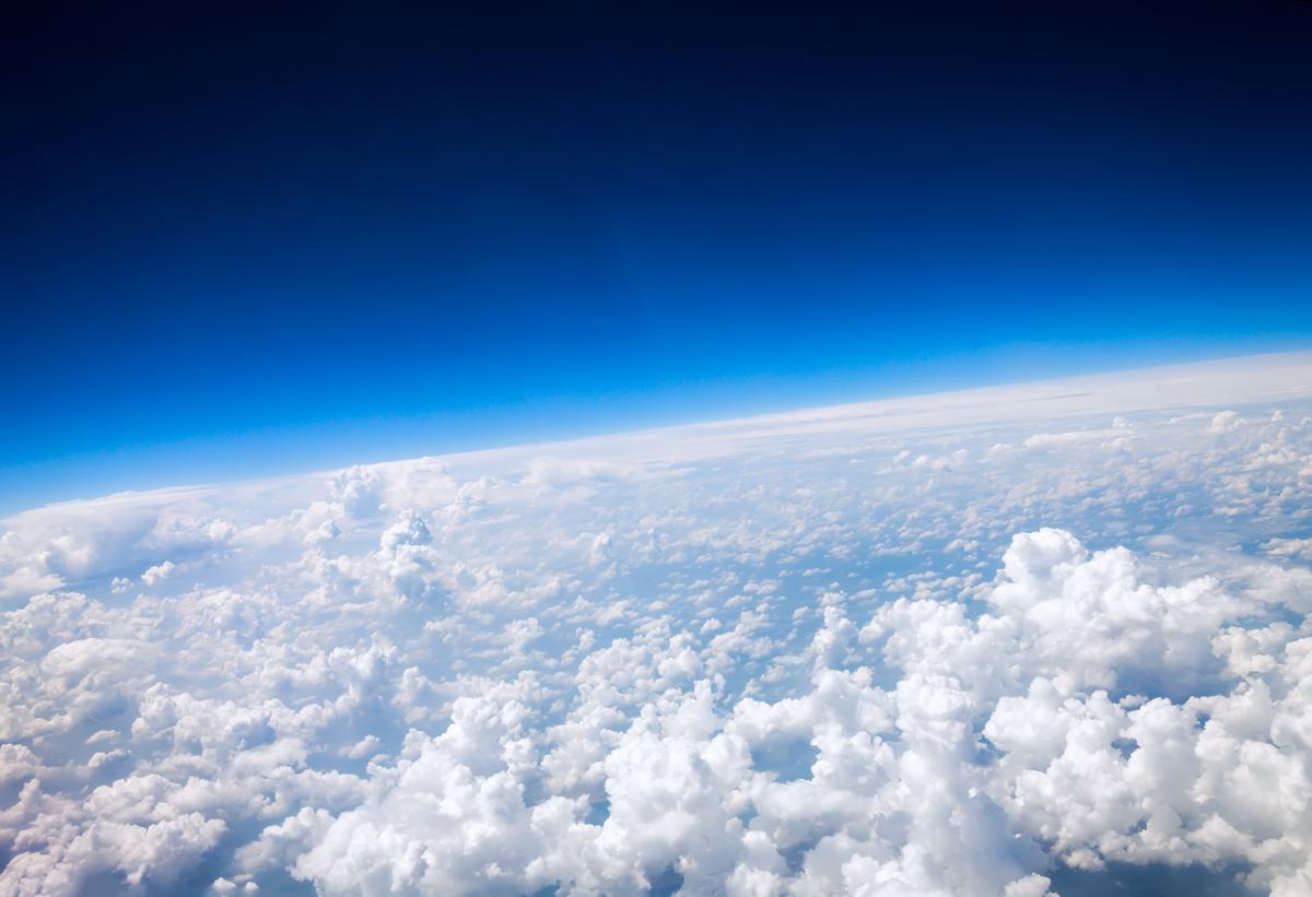 Озоновый слой может восстановиться уже к 2066 году \ фото ua.depositphotos.com