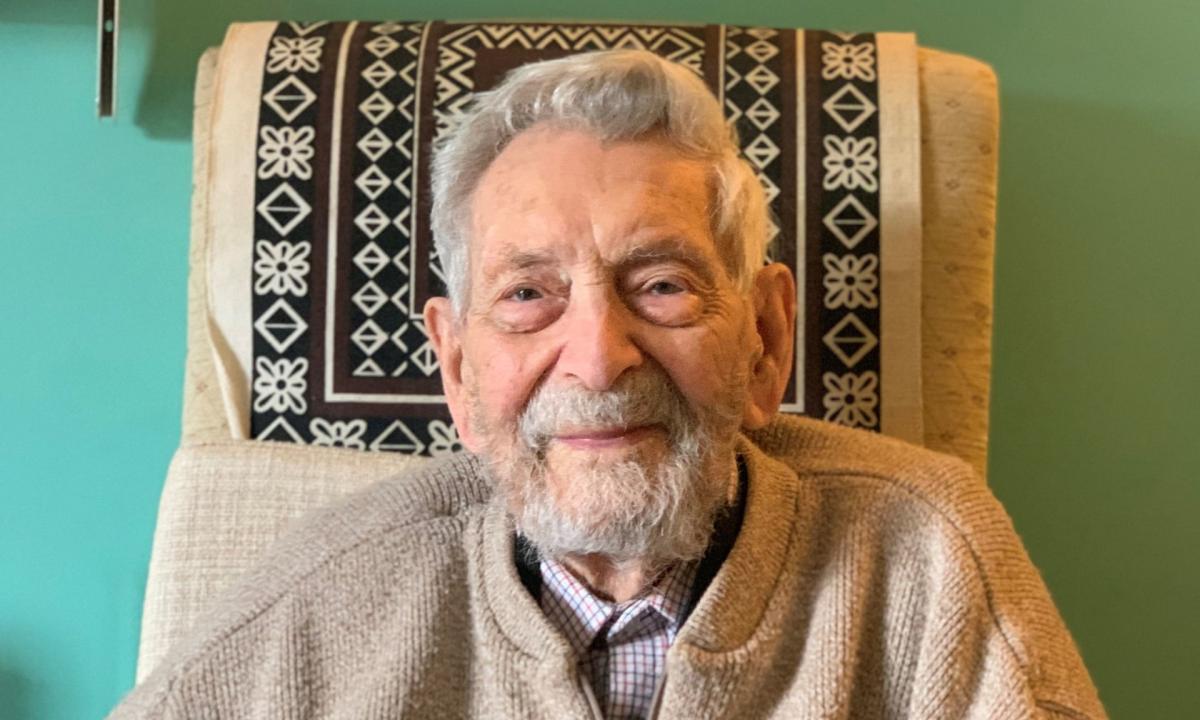 Боб Вейтон - найстаріший чоловік у світі / theguardian.com Боб Вейтон - найстаріший чоловік у світі / theguardian.com