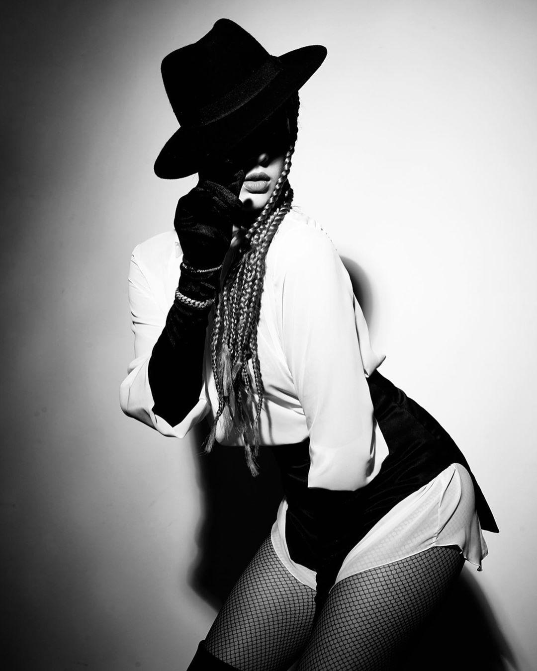 Instagram MARUV Instagram MARUV