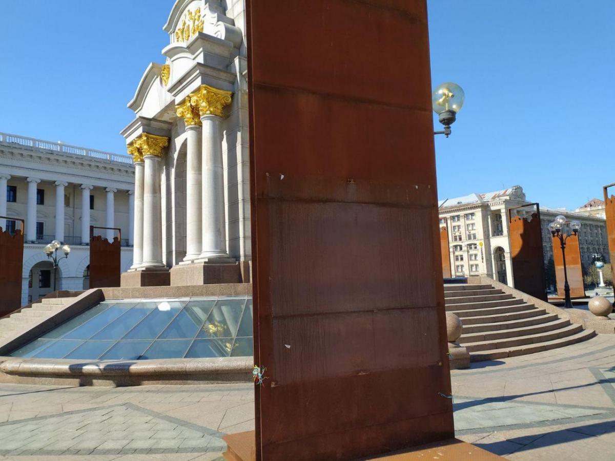 Вандализм был совершен в самом центре Киева / facebook.com/maidanmuseum.org Вандализм был совершен в самом центре Киева / facebook.com/maidanmuseum.org