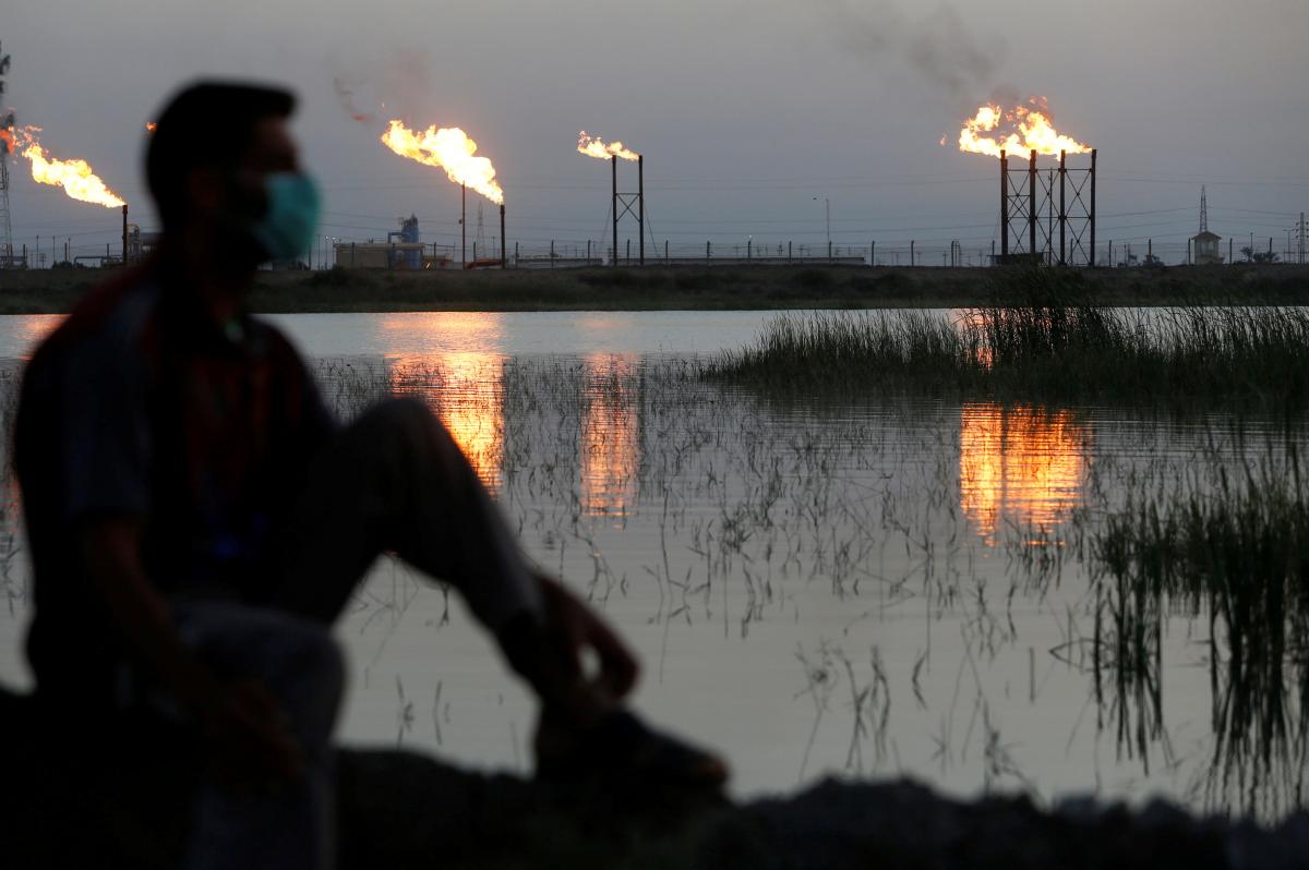 Европейские компании "высмеяли" санкции ЕС, удвоив поставки российской нефти / фото REUTERS Европейские компании "высмеяли" санкции ЕС, удвоив поставки российской нефти / фото REUTERS