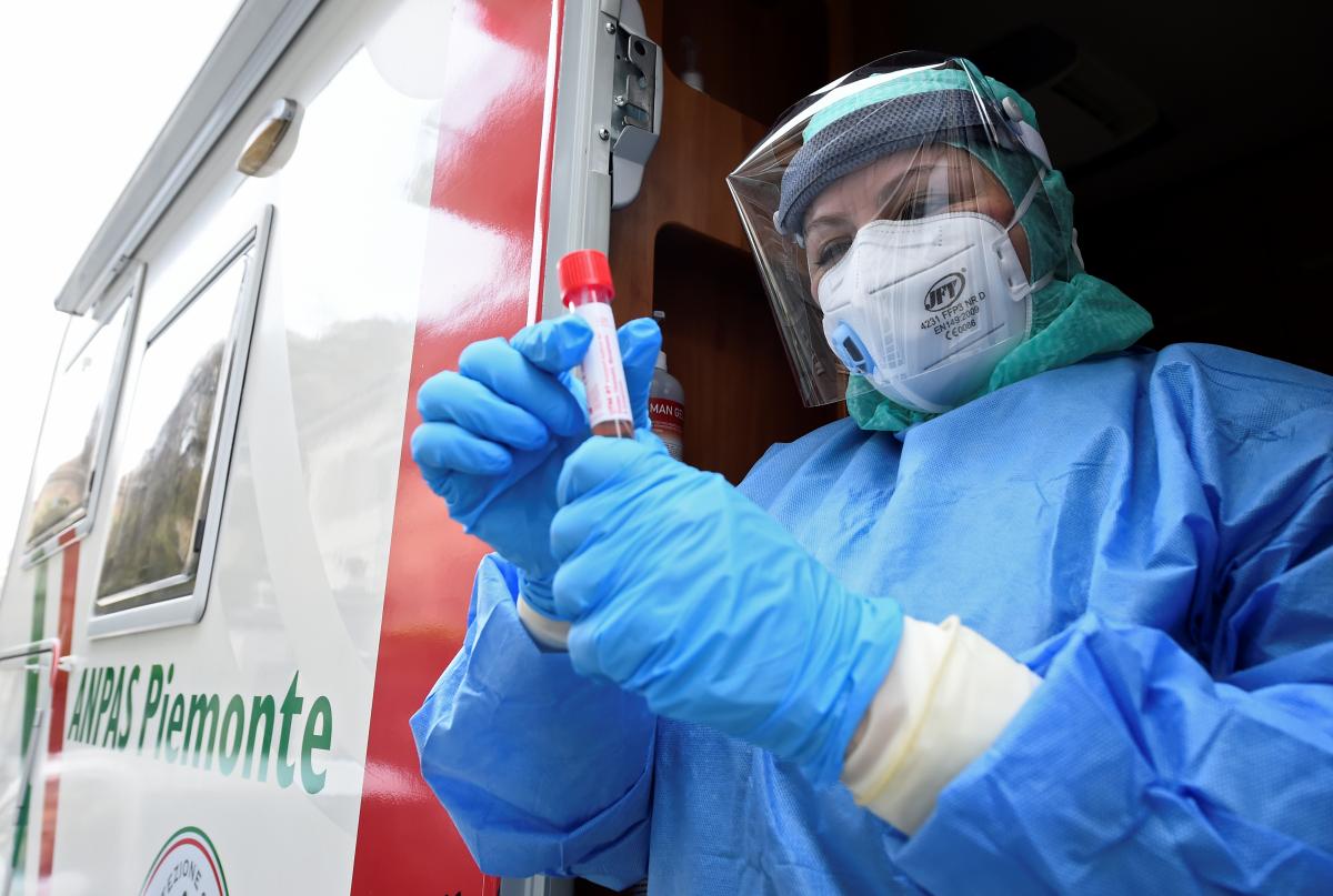 Ситуация с коронавирусом в мире на 19 апреля / REUTERS
