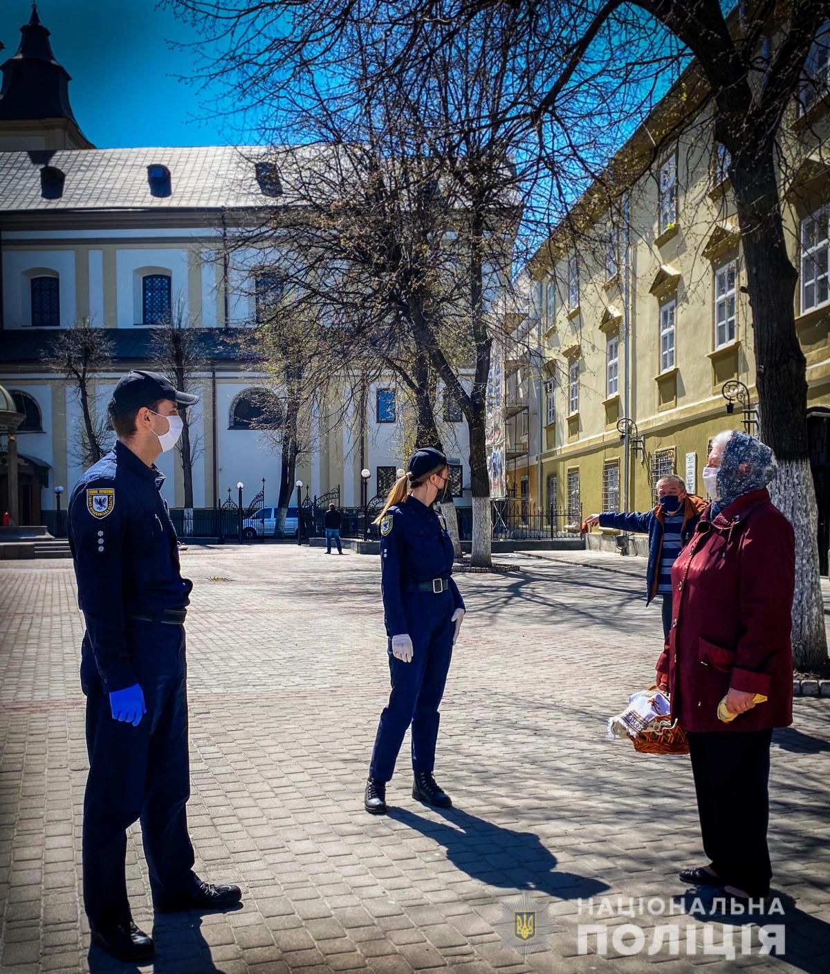 Police maintained order near Ukrainian temples at Easter / MIA