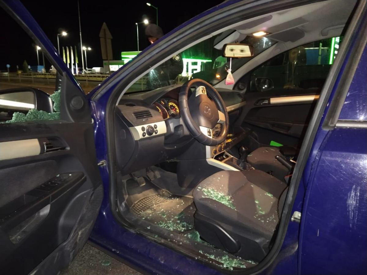 Зловмисника затримали за кількасот метрів від ПП / Фото: dpsu.gov.ua Зловмисника затримали за кількасот метрів від ПП / Фото: dpsu.gov.ua