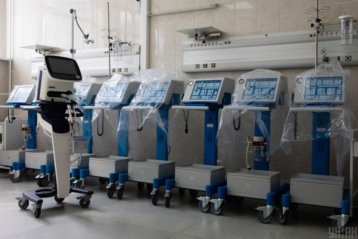 Загруженность аппаратов искусственной вентиляции легких сейчас составляет 7% / фото УНИАН