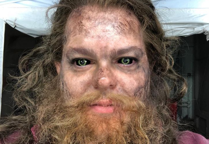 Джошу в этой истории досталась роль гнома-клептомана \ instagram.com/joshgad/ Джошу в этой истории досталась роль гнома-клептомана \ instagram.com/joshgad/