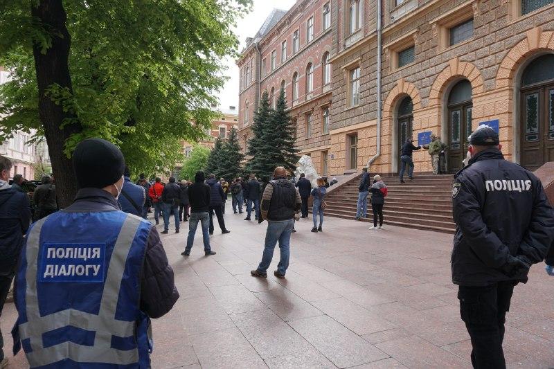 Підприємці вимагають від голови ОДА висловитися щодо діяльності ринків / фото УНІАН Підприємці вимагають від голови ОДА висловитися щодо діяльності ринків / фото УНІАН