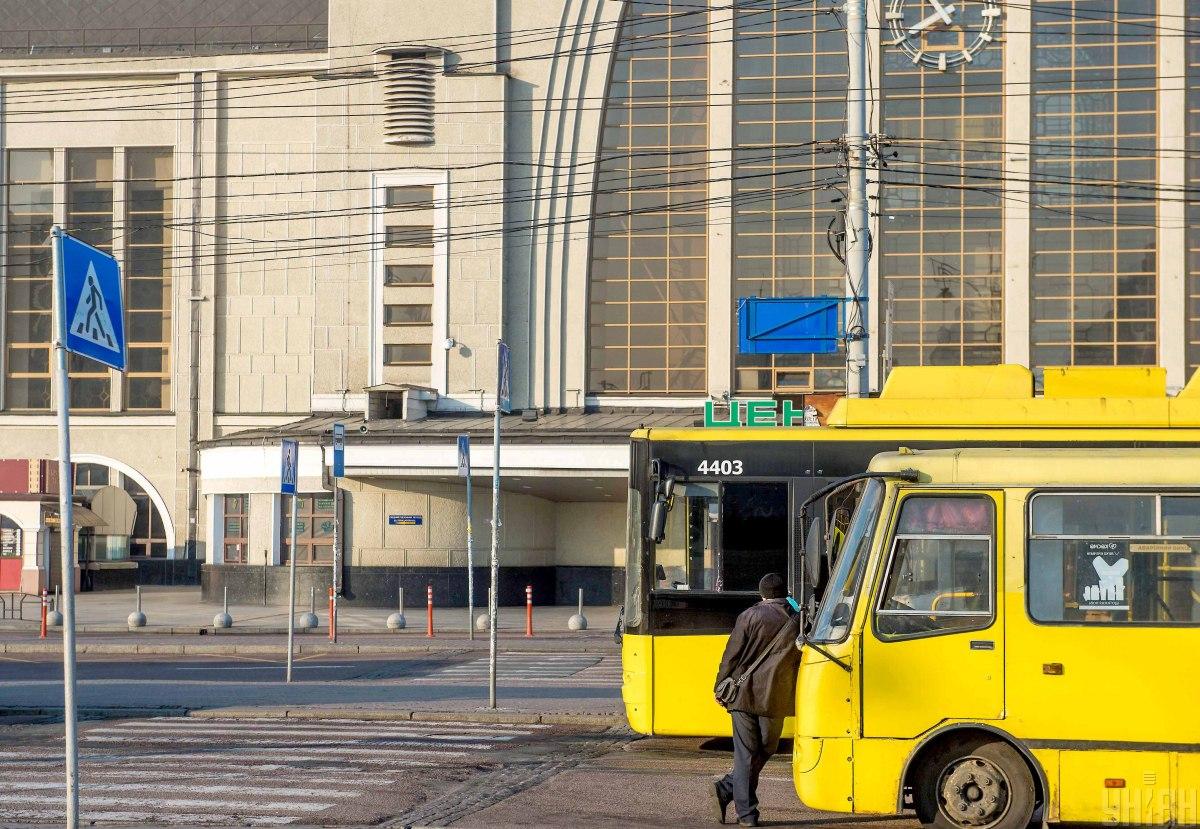 В Украине запускают пассажирские перевозки автотранспортом / фото УНИАН