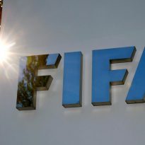 В ФИФА приняли решение о судьбе футбольного сезона: СМИ стали известны подробности