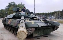 В Черниговской области проходят испытания модернизированного танка Т-72 (фото)