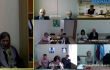 У Росії одружений мер "попався" на втіхах із заступницею під час наради по відеозв'язку
