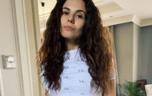 Похудевшая Настя Каменских показала на фото тонкую талию