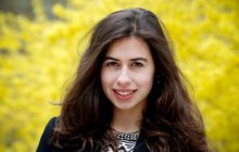Олеся Компаниец: Когда люди постоянно дома, плюс, употребление алкоголя – это повышает риск домашнего насилия. Абсолютный лидер по количеству обращений - новогодние праздники. Оказалось, что во время карантина динамика похожа