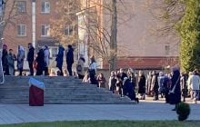 У Житомирі віряни масово ігнорують карантин і йдуть до храмів