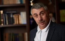 Комаровський назвав фактори, що збільшують ризик підхопити "чорну цвіль"