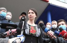 Суд дозволив ДБР вилучити у Чорновол дозволи на зброю: екс-нардеп згадала про "червону сукню"