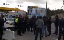 На границе с Польшей несколько десятков украинцев отказались от обсервации (видео)