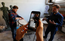 Reuters: Ukrainian artists live-stream from their studios during lockdown