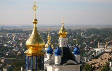 У двух хористов Почаевской лавры выявили коронавирус