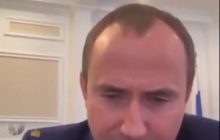 Забув вимкнути трансляцію: російський мер обматюкав помічницю в прямому ефірі (відео)