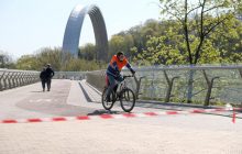 У МОЗ застерігають: літня погода, алкоголь та гаряча ванна ризик захворіти на COVID-19 не зменшать