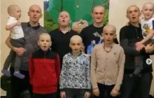 В Чечне чиновники обрили головы после "рекомендаций" Кадырова (фото)