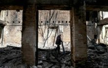 Мешканці палаючих сіл: «Ми побували в цьому пеклі. Сиділи в канаві на околиці села і чекали, коли вщухне вогонь. Хвилина, і ми б згоріли»