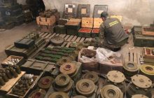 "Cache" of weapons uncovered by prosecutors in fact Ukrainian Volunteer Army's base being transferred to specops forces
