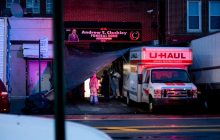 У Нью-Йорку знайшли вантажівки з десятками розкладених трупів - The New York Times (фото)