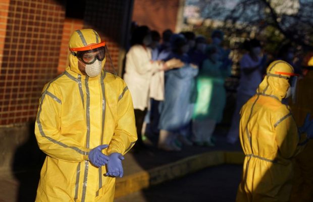 В Австрії 15 українців закрили на "примусовий карантин" - МЗС
